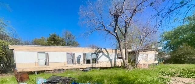 Property Photo:  156 Waterview Drive  TX 76692 