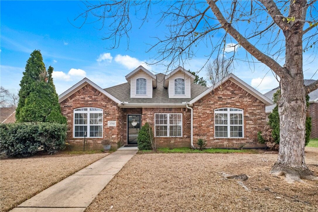 Property Photo:  5702 W Stoney Creek Drive  AR 72758 