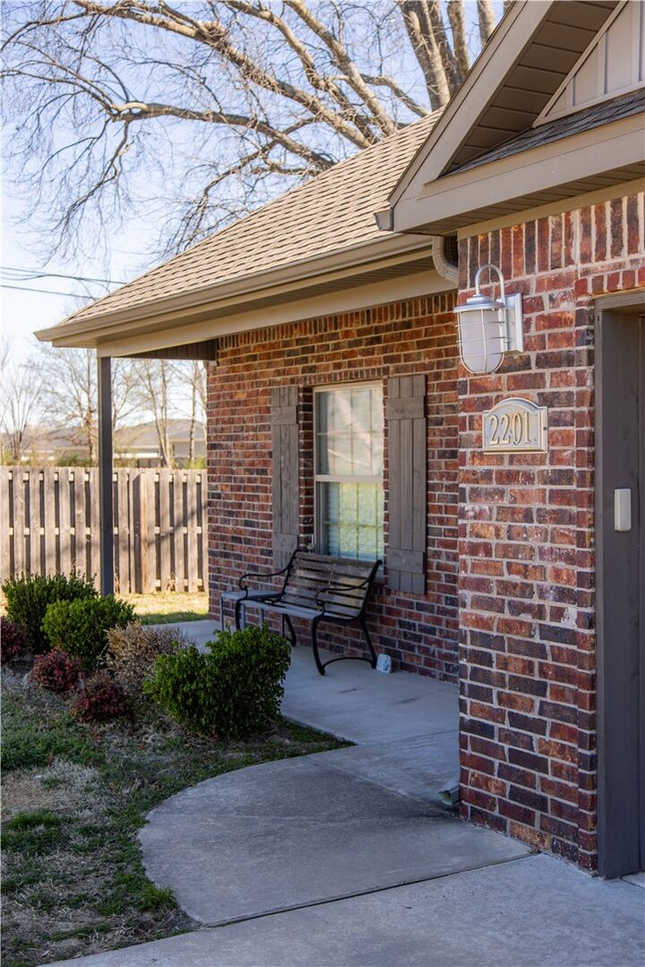 Property Photo:  2201 Aspen  AR 72761 