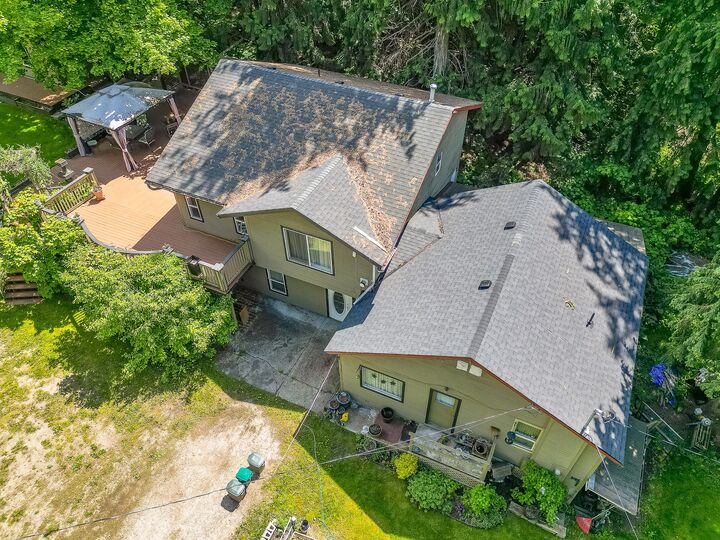 Property Photo: 4850 Foothill Road SW BC V1E 3C2