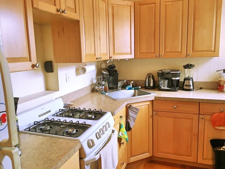 Property Photo:  592 Washington St 6  MA 02446 
