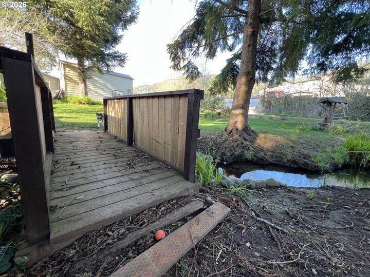 Property Photo: 16126 Gustafson Ln OR 97415