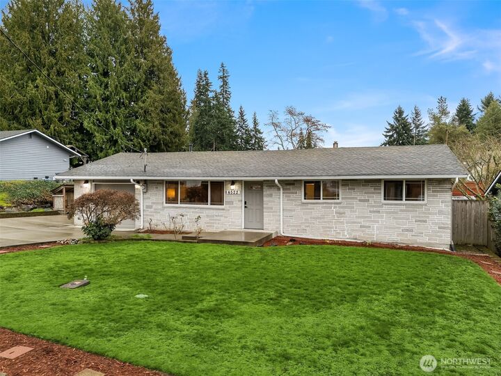 Property Photo:  4522  182nd Place SW  WA 98037 