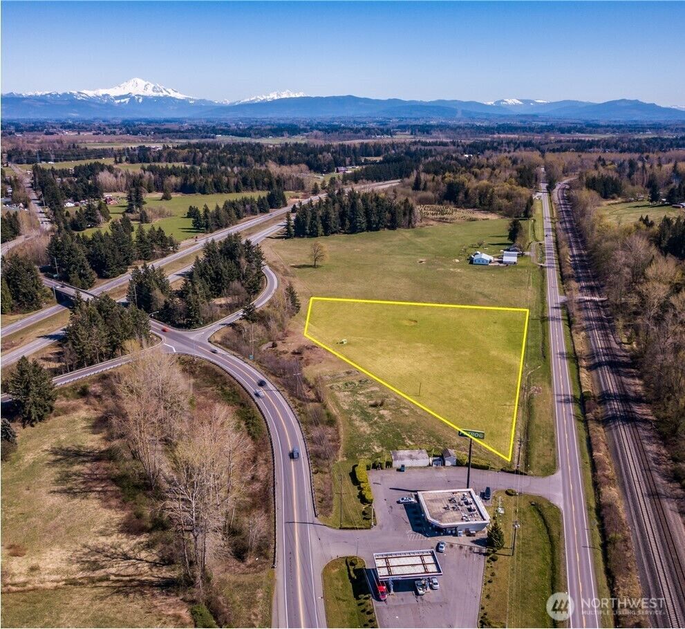 Property Photo:  6850  Portal Way  WA 98248 