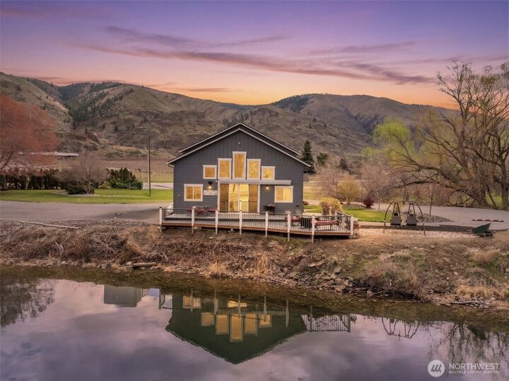 Property Photo: 2 Playland Court WA 98843