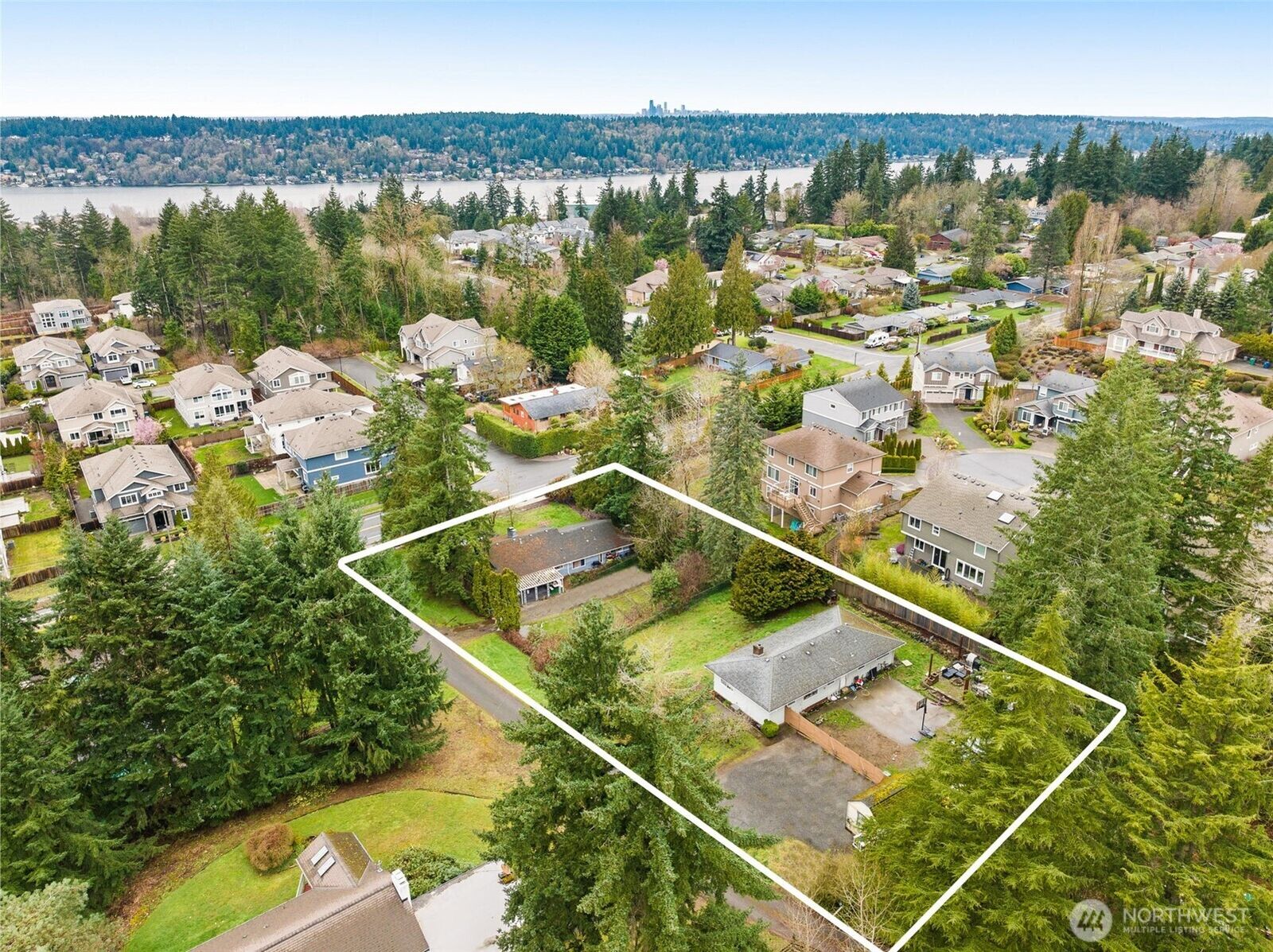 Property Photo: 8036 & 8038 116th Avenue SE WA 98056