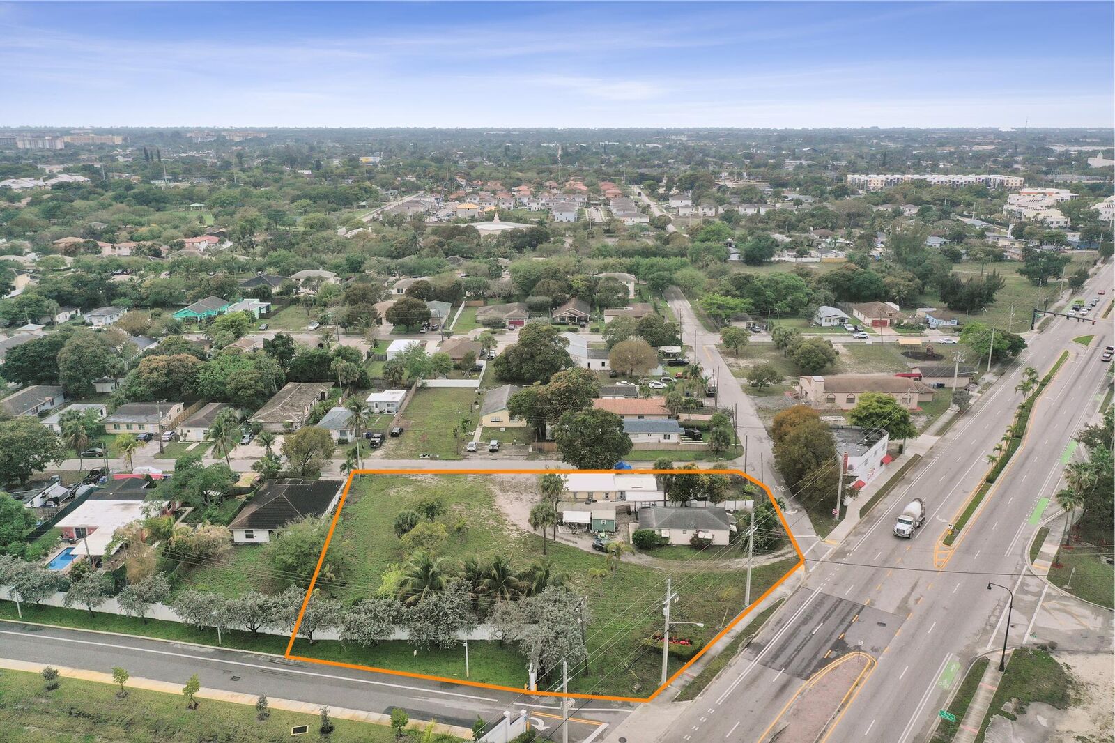 Property Photo: 0 NW 7th Street FL 33060