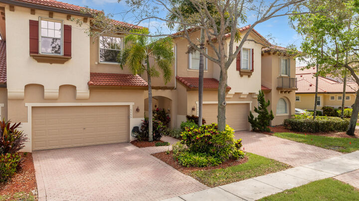 Property Photo: 5755 NW 120th Avenue FL 33076