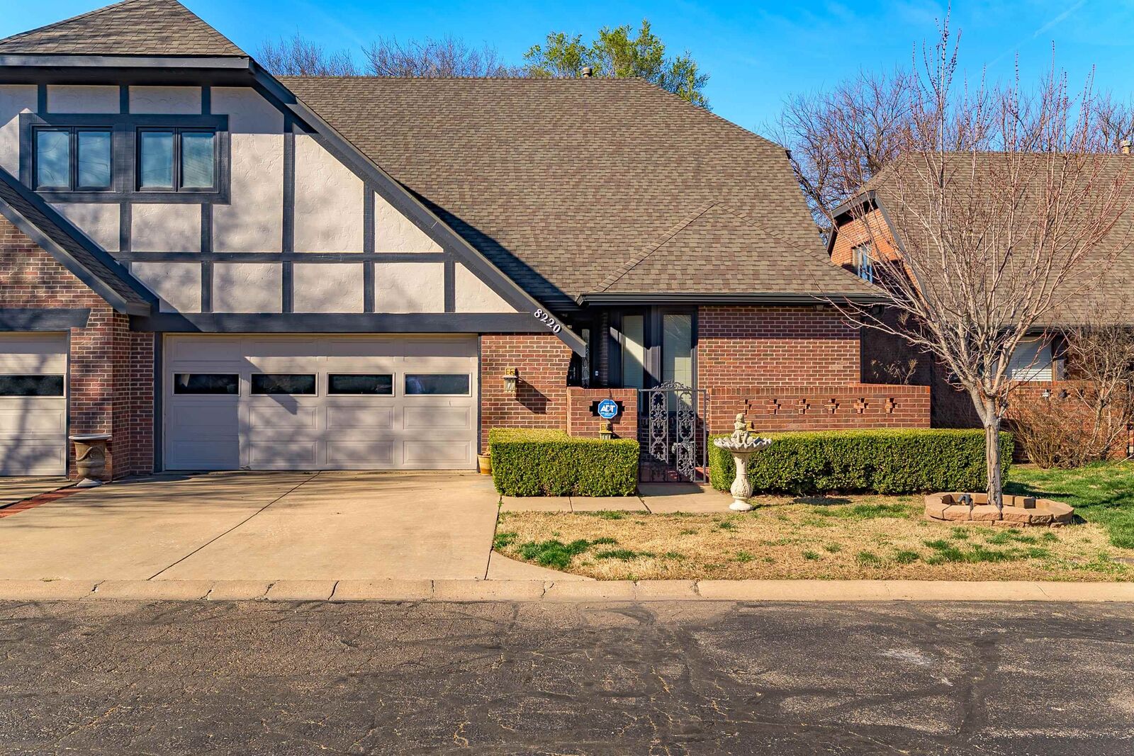 Property Photo:  8220 E Douglas Ave  KS 67206-2344 