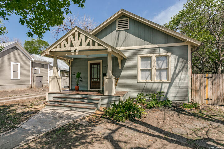 Property Photo:  315 Devine  TX 78210 