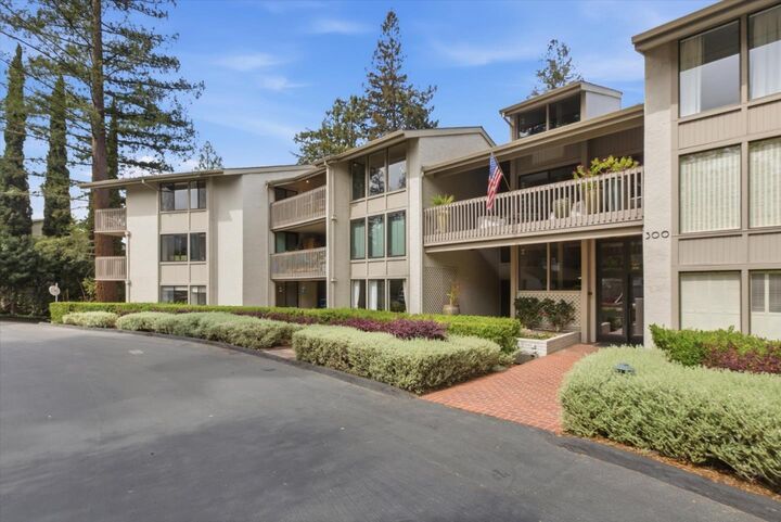 Property Photo:  300 Sand Hill Circle 301  CA 94025 
