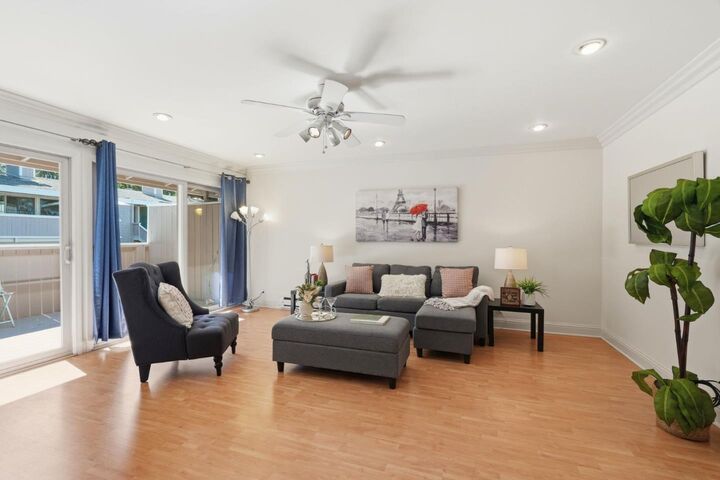 Property Photo: 500 West Middlefield Road 20 CA 94043