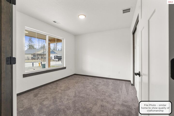 Property Photo: Lt 6 Blk 2 E Valley St S ID 83822