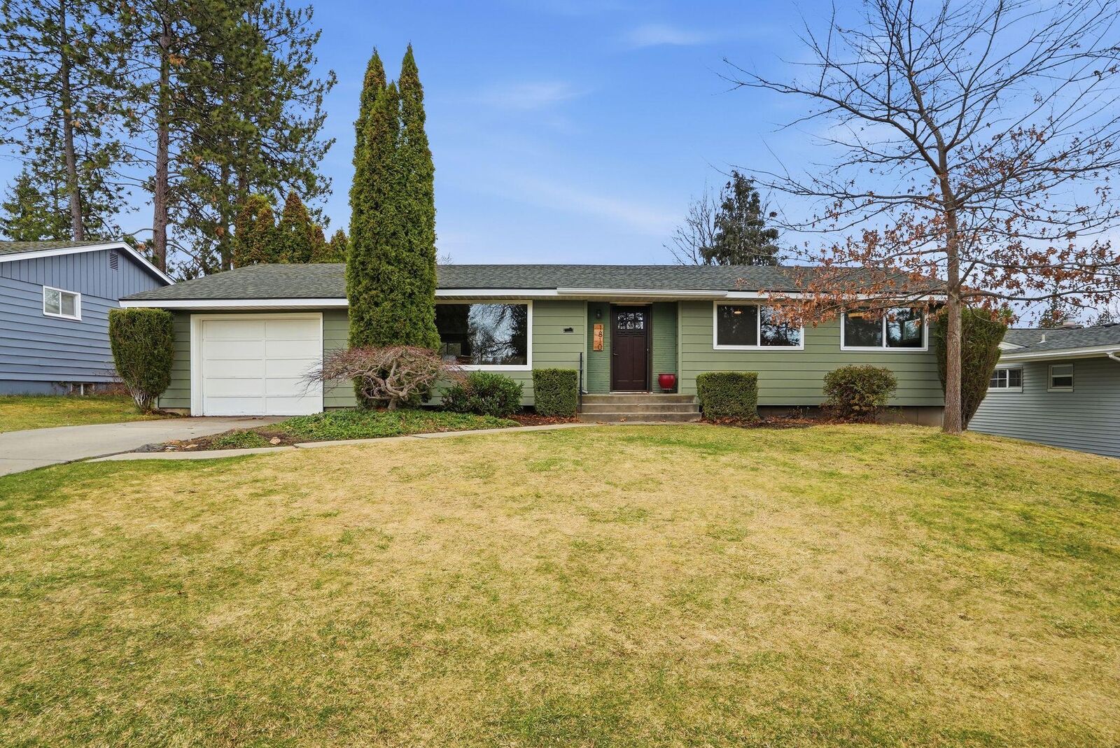 Property Photo:  1810 E 39 Ave  WA 99203 