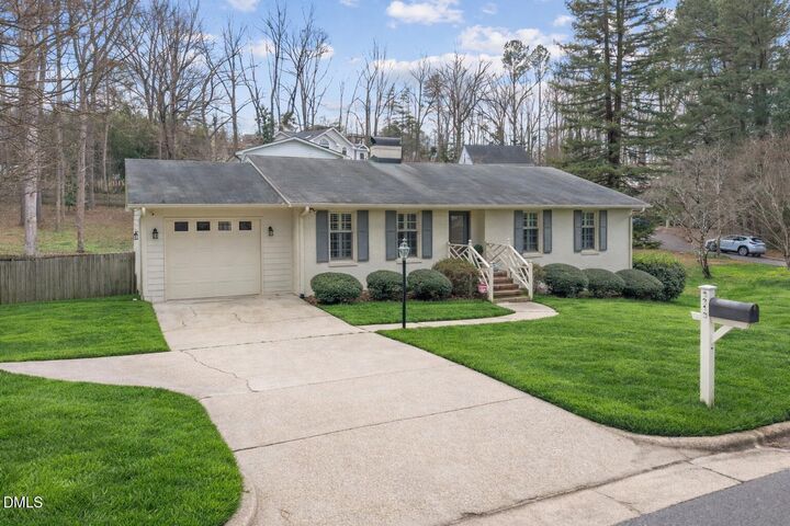 Property Photo: 3213 Cobblestone Court NC 27607