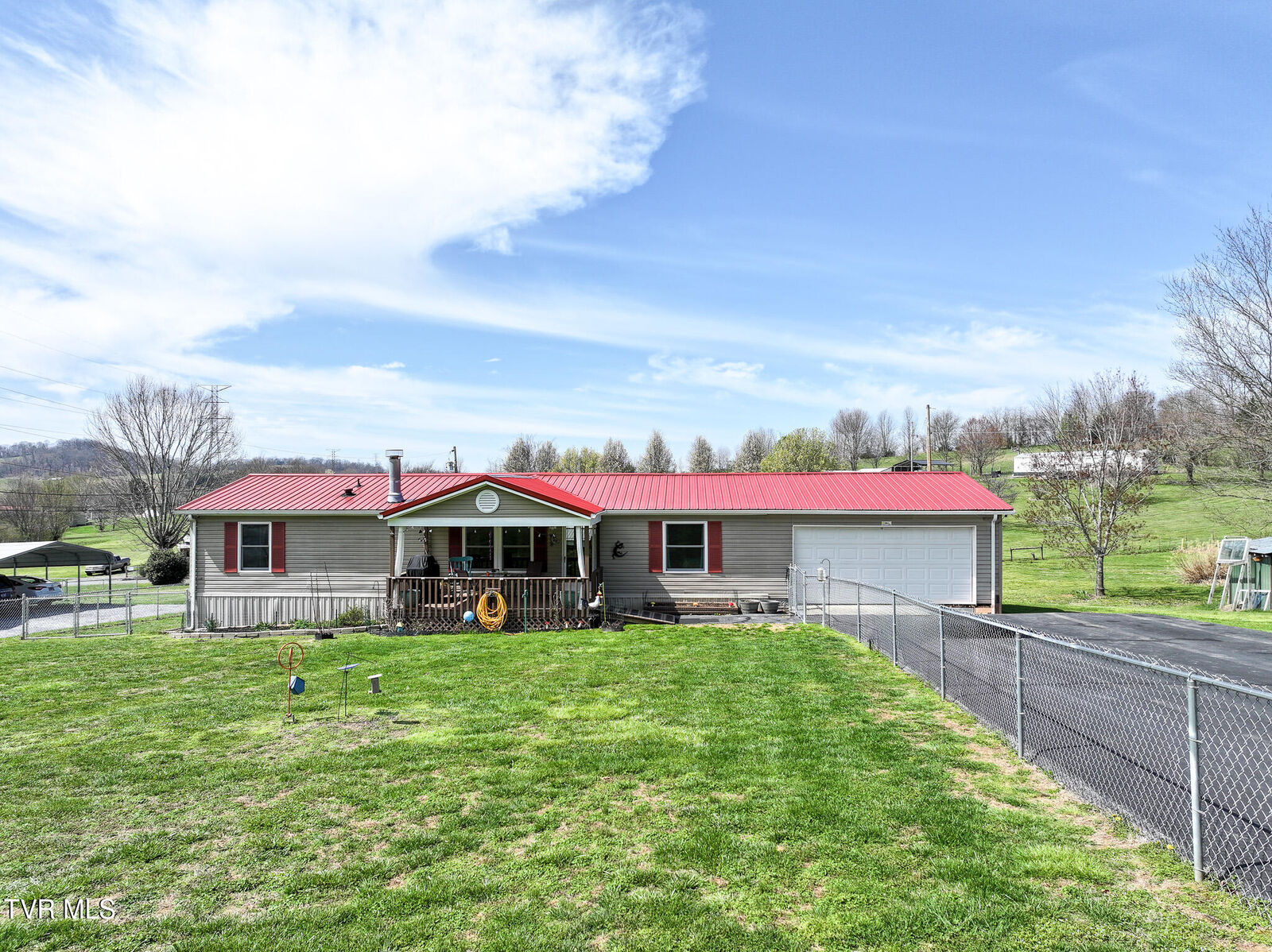 Property Photo:  375 Bill West Road  TN 37681 