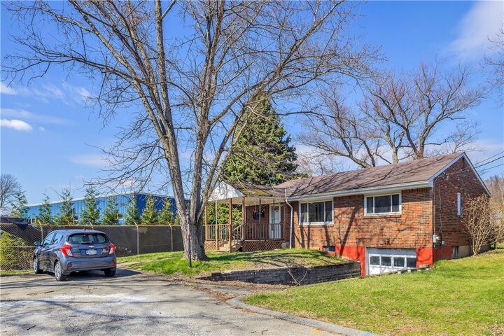 Property Photo: 4060 Hart Ct PA 15668