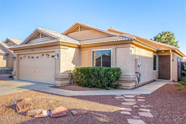 Property Photo: 10633 W Runion Drive AZ 85382