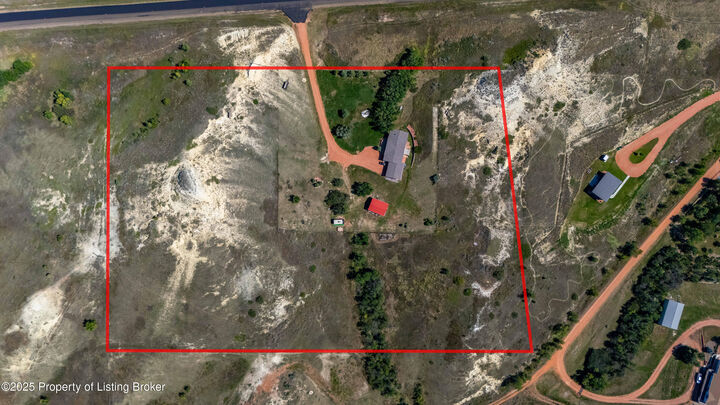 Property Photo: 3535 East River Road ND 58645