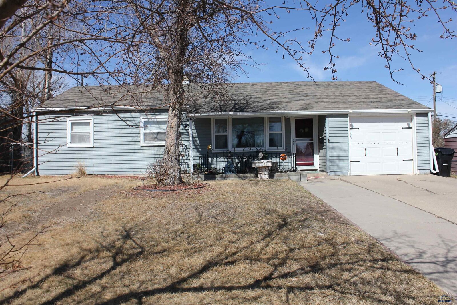 Property Photo:  618 E Indiana  SD 57701 