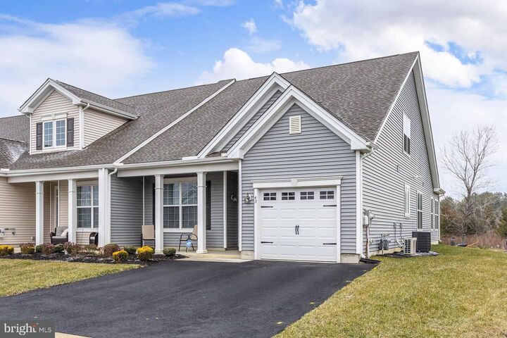 Property Photo:  43 Queensferry Drive  NJ 08094 