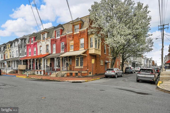 Property Photo:  529 Windsor Street  PA 19601 