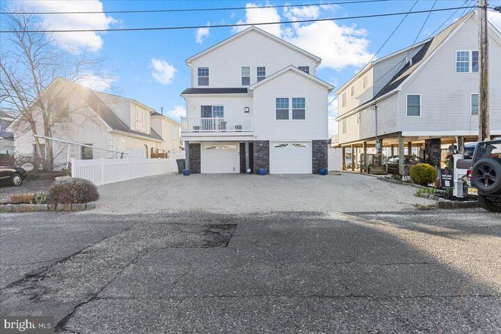 Property Photo:  51 S Spinnaker Drive  NJ 08087 