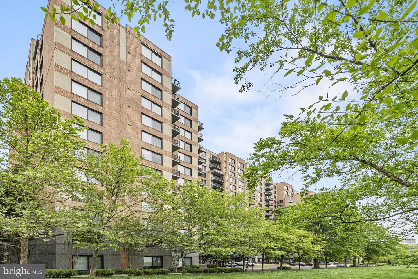 Property Photo:  2451 Midtown Avenue 1114  VA 22303 