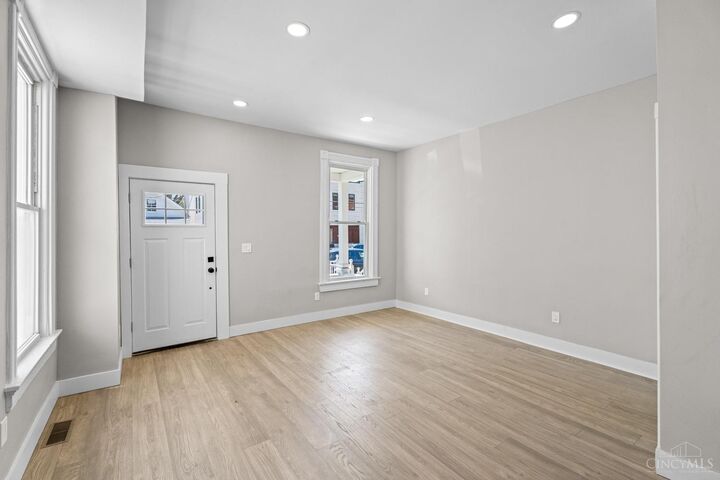 Property Photo:  1318 Knowlton Street  OH 45223 