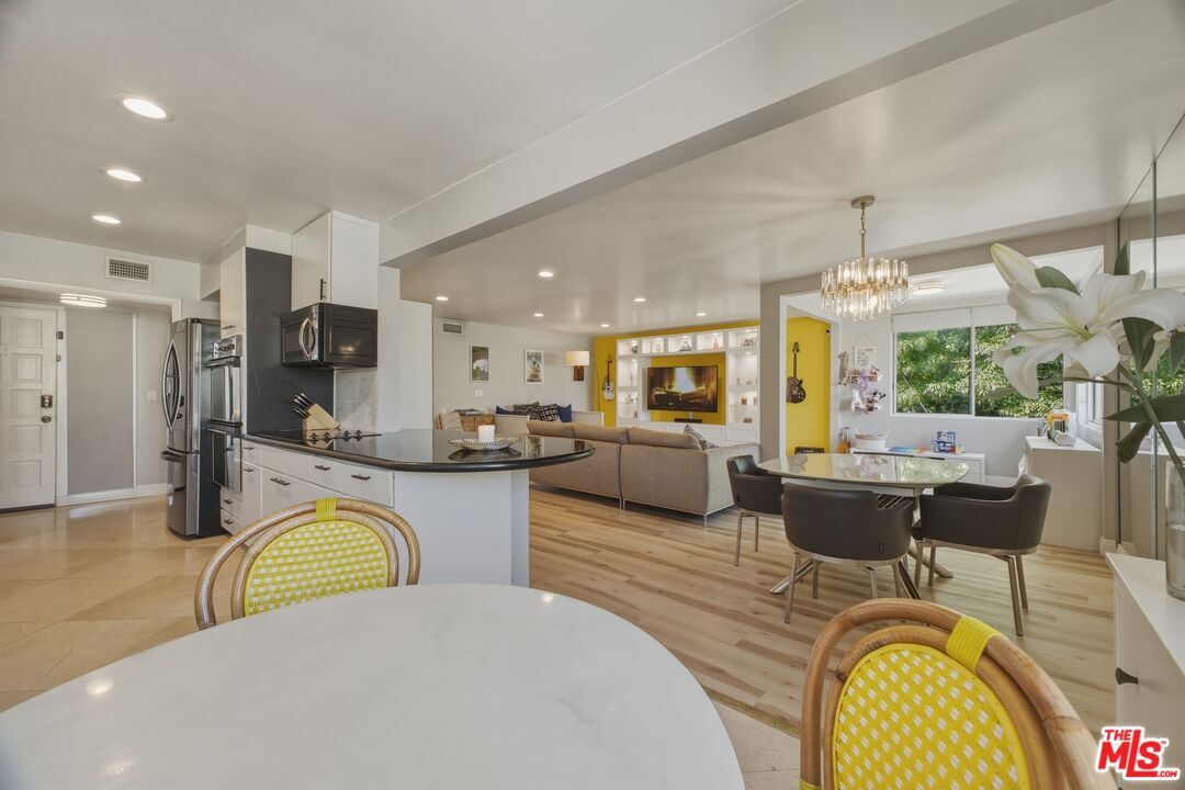 Property Photo:  5301 Balboa Blvd  CA 91316 