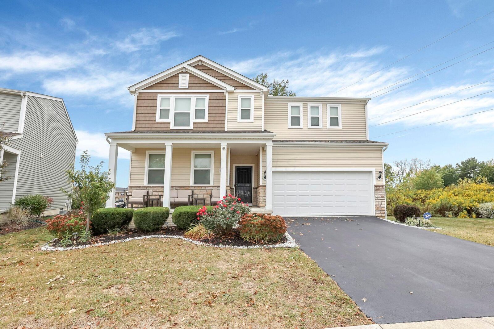 Property Photo:  5847 Sebring Drive  OH 43081 