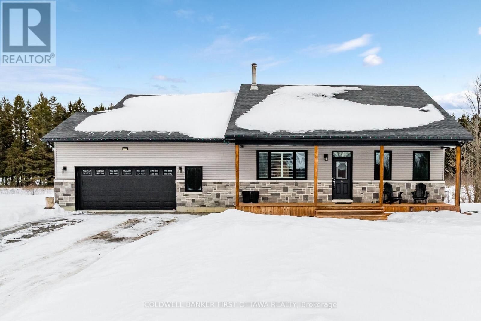 Property Photo: 120 Stirling Crescent ON K0G 1J0