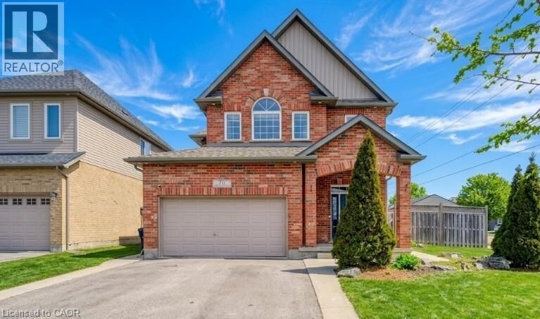 Photo de la propriété: 70 Wagler Avenue ON N3A 4K8