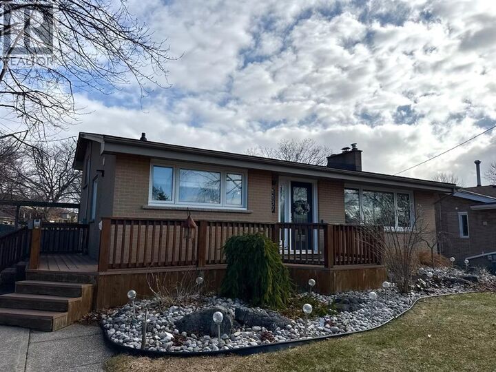 Property Photo:  1137 Gurd Street  ON N7V 4B2 