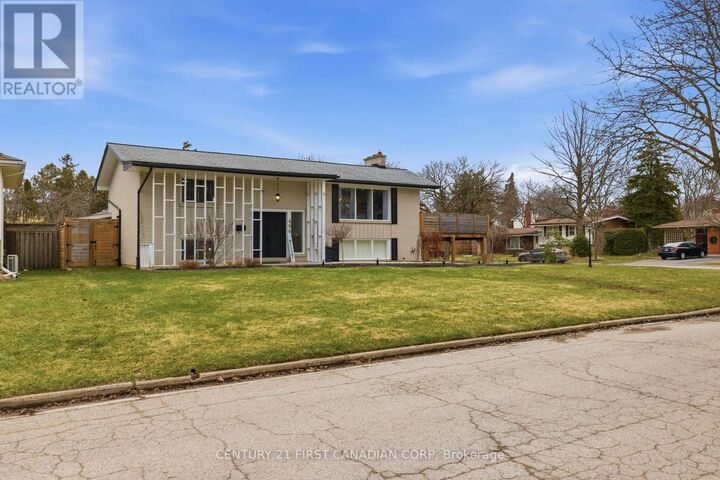 Property Photo: 496 Chiddington Avenue ON N6C 2W2