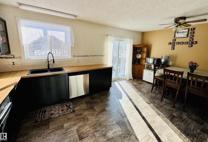 Property Photo: 351 58532 RR 113 AB T0A 3A0