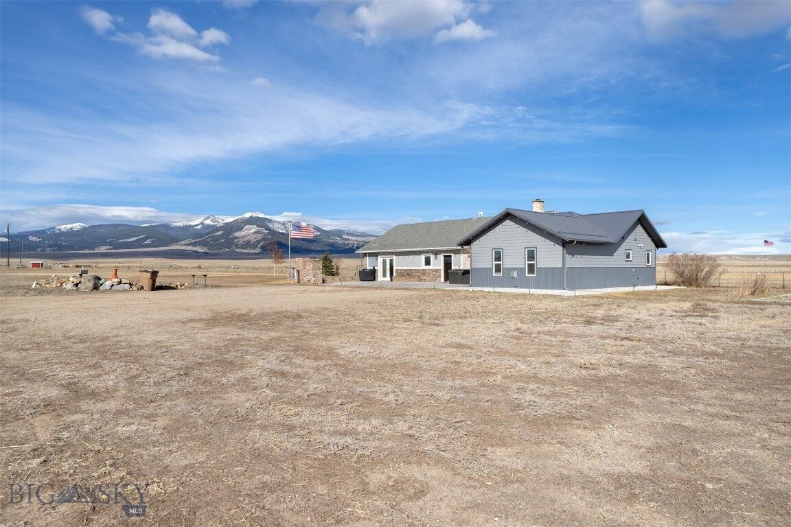 Property Photo:  110 Mountain View Lane  MT 59722 