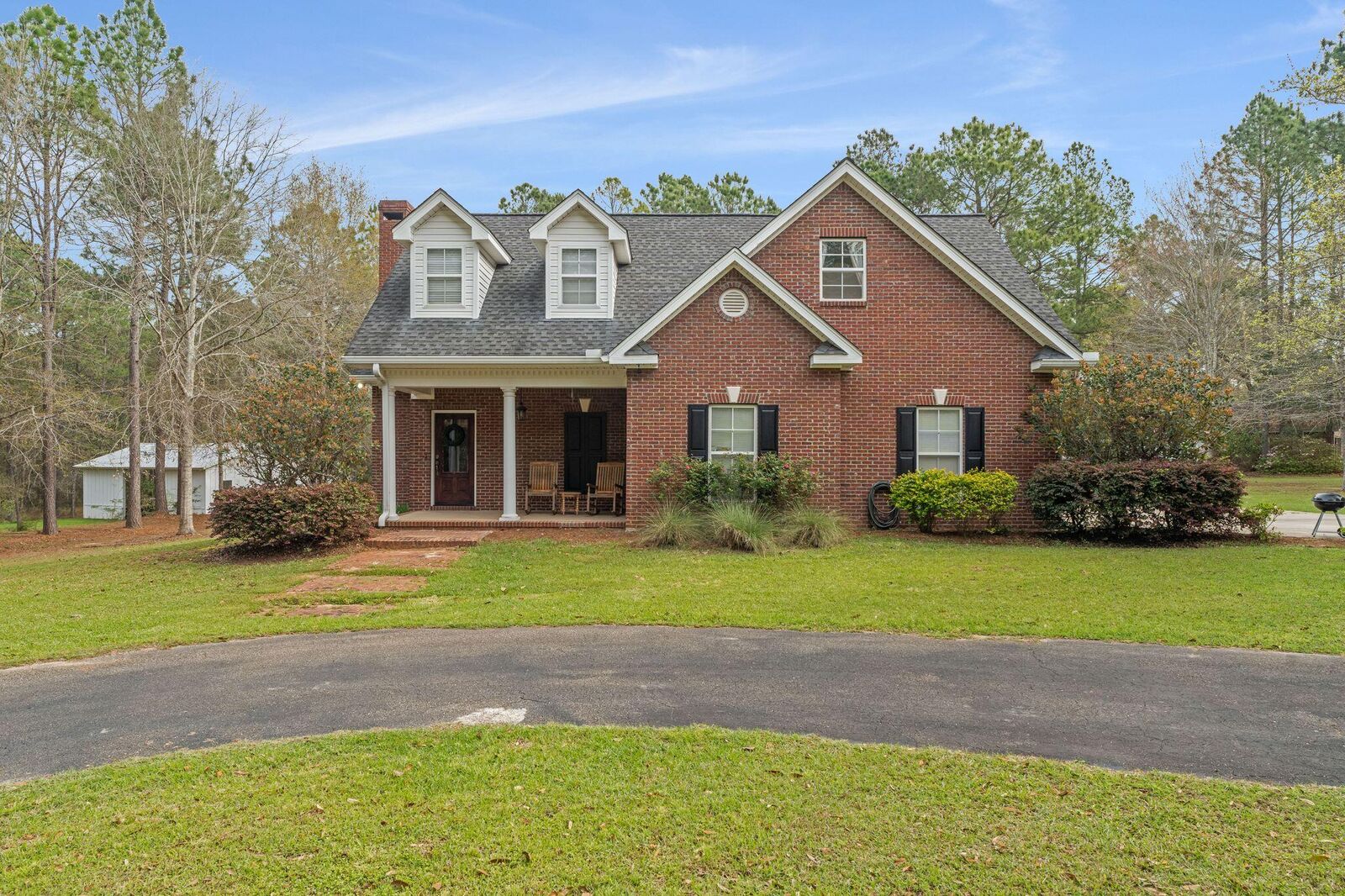 Property Photo:  515 Baker  MS 39475 