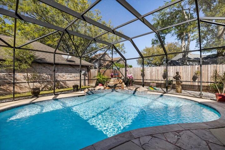 Property Photo:  3931 Bolivia Drive  TX 77504 