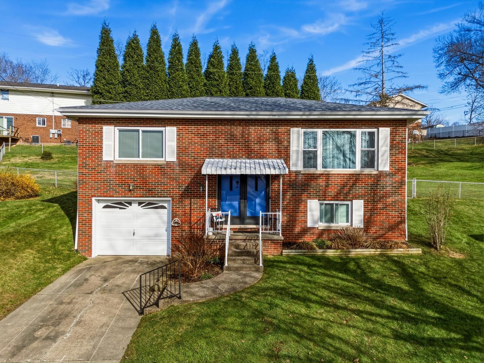 Property Photo: 10 Crump Street WV 25705