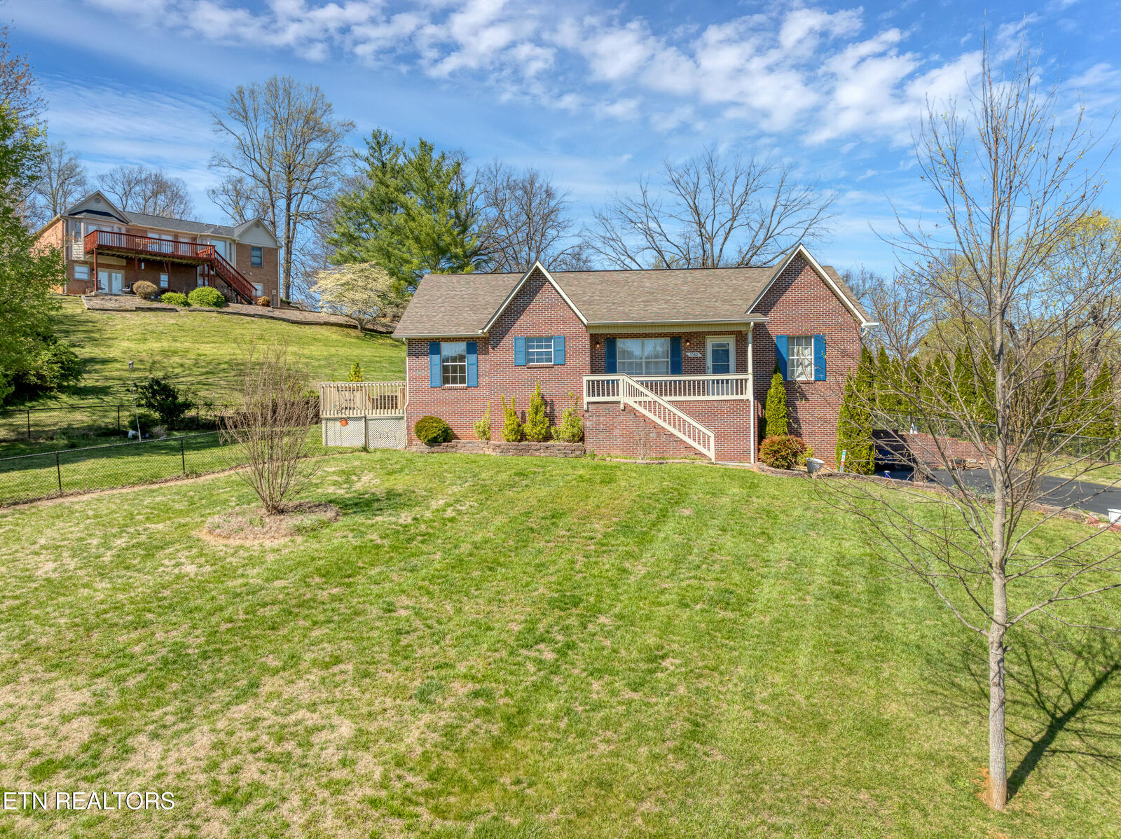 Property Photo:  1580 Pin Oak Drive  TN 37814 