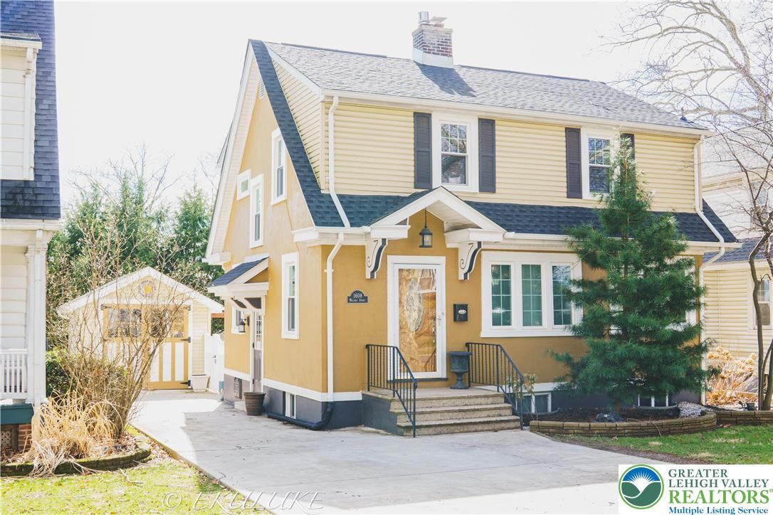 Property Photo:  1608 Millard Street  PA 18017 