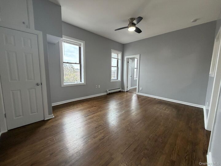 Property Photo:  6 Parsons Street 3R  NY 10528 