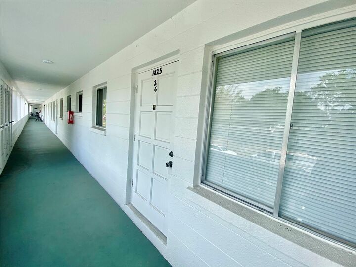 Property Photo:  1825 Flamingo Boulevard O26  FL 34207 