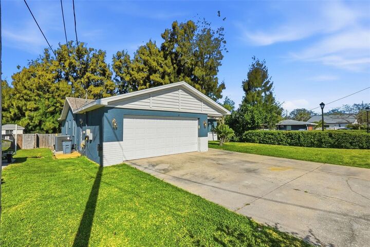 Property Photo:  11696 Currie Lane  FL 33774 