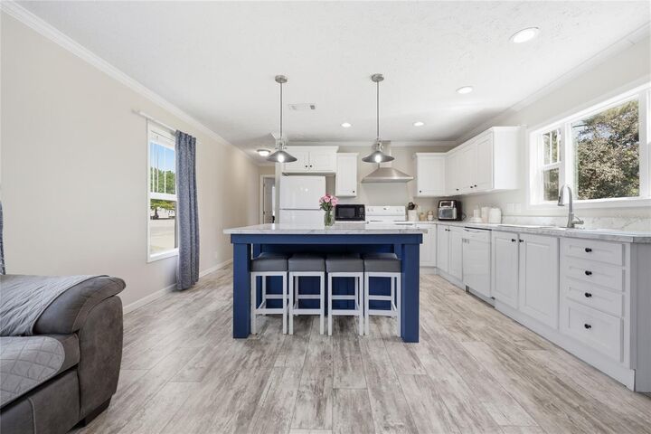 Property Photo: 14646 NW 93rd Lane FL 32054