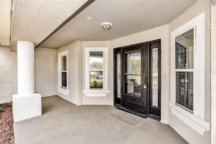 Property Photo:  104 Sanderling Drive  FL 33881 