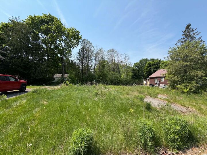 Property Photo:  10 Hersey Avenue  ME 04401 
