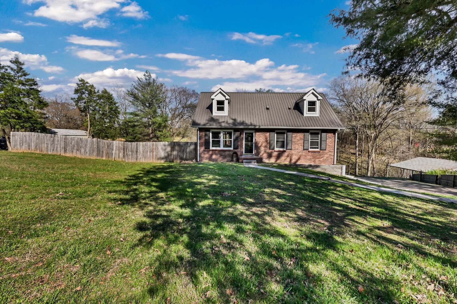 Property Photo: 2331 Seven Mile Ferry Rd TN 37040