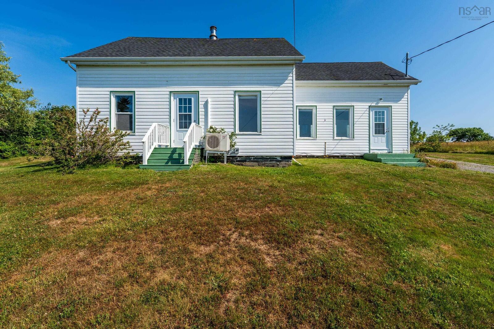 Property Photo: 1900 Highway 1 NS B0W 1M0